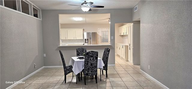 708 Santa Anita Dr, Kingsville, TX 78363