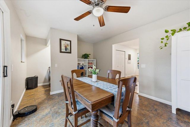 10706 Alta Sierra Dr, Grass Valley, CA 95949