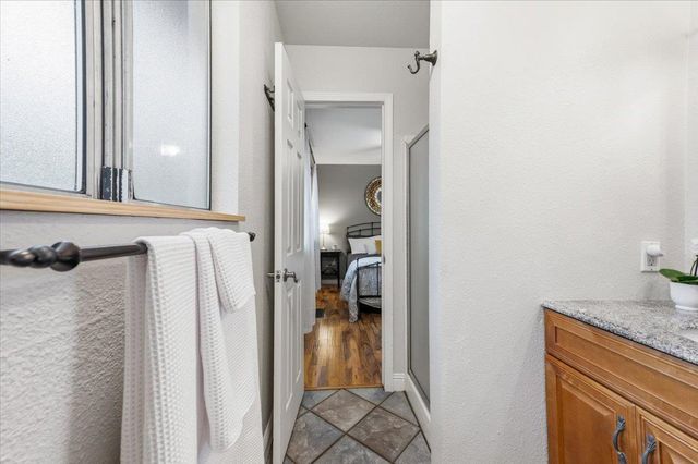 10706 Alta Sierra Dr, Grass Valley, CA 95949