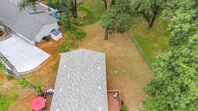 10706 Alta Sierra Dr, Grass Valley, CA 95949