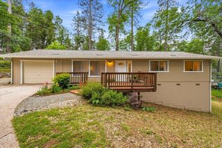 10706 Alta Sierra Dr, Grass Valley, CA 95949