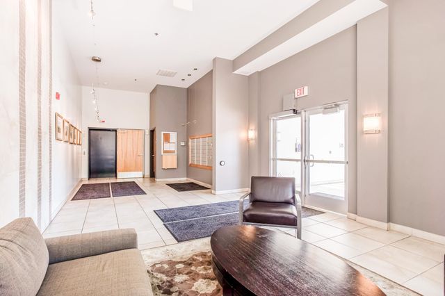 521 2nd Street SE 307, Minneapolis, MN 55414