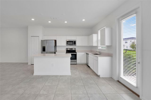 433 BOGEY DRIVE, Davenport, FL 33896