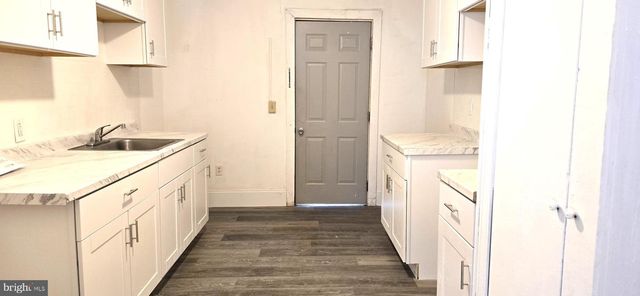 439 E STRAWBERRY ST, Lancaster, PA 17602