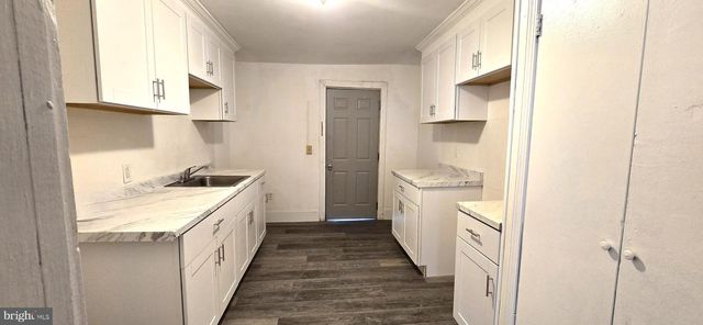 439 E STRAWBERRY ST, Lancaster, PA 17602