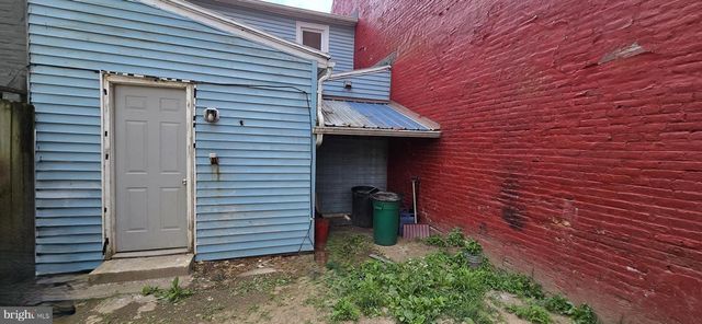 439 E STRAWBERRY ST, Lancaster, PA 17602