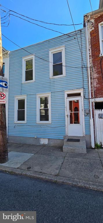 439 E STRAWBERRY ST, Lancaster, PA 17602