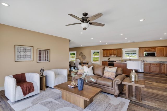 10377 Woeste Road, Alexandria, KY 41001
