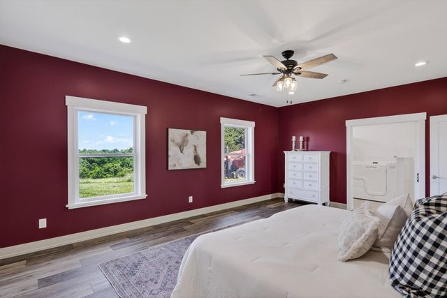 10377 Woeste Road, Alexandria, KY 41001