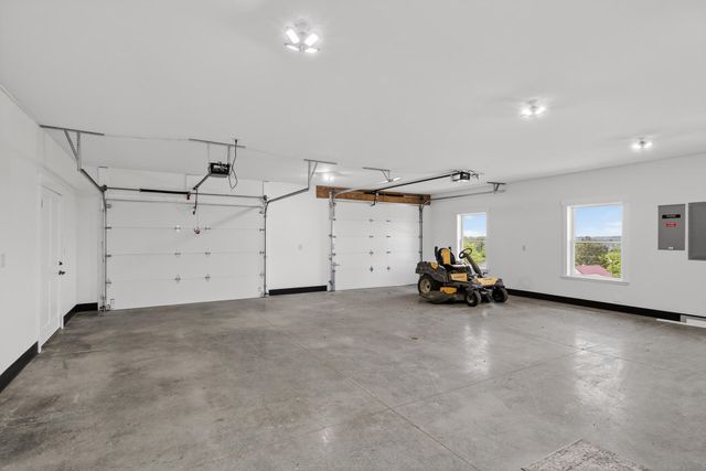 10377 Woeste Road, Alexandria, KY 41001
