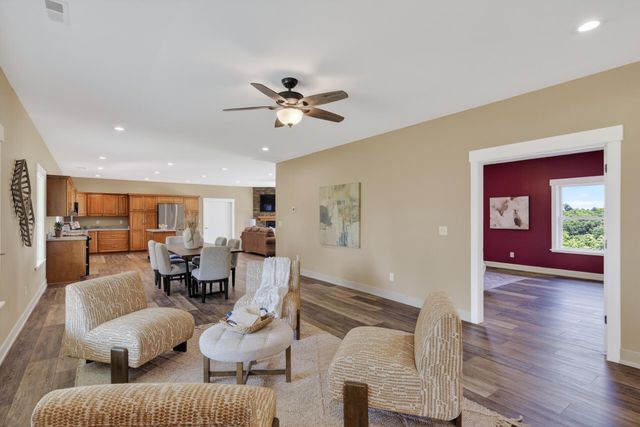 10377 Woeste Road, Alexandria, KY 41001