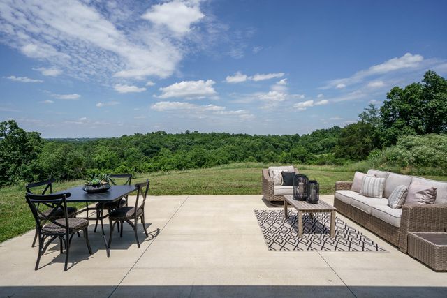 10377 Woeste Road, Alexandria, KY 41001