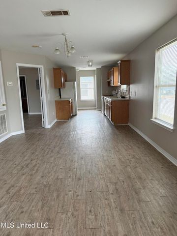 280 Rodenberg Avenue, B, Biloxi, MS 39531