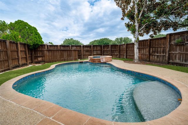 4621 Hinton Drive, Plano, TX 75024