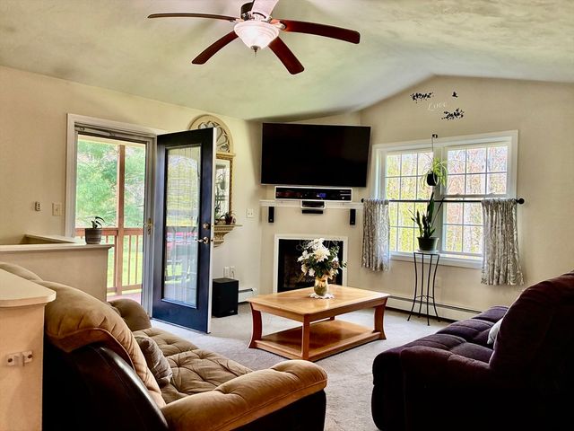 476 Wachusett St, Holden, MA 01520