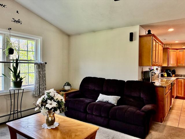 476 Wachusett St, Holden, MA 01520