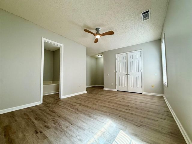 2154 Olmadison View, Atlanta, GA 30349