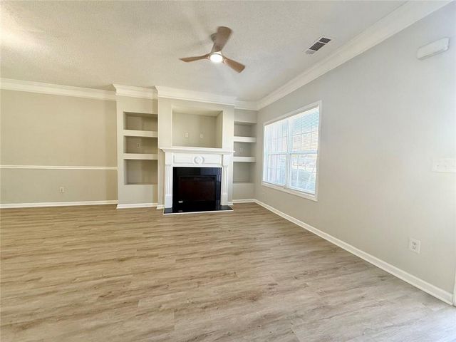 2154 Olmadison View, Atlanta, GA 30349