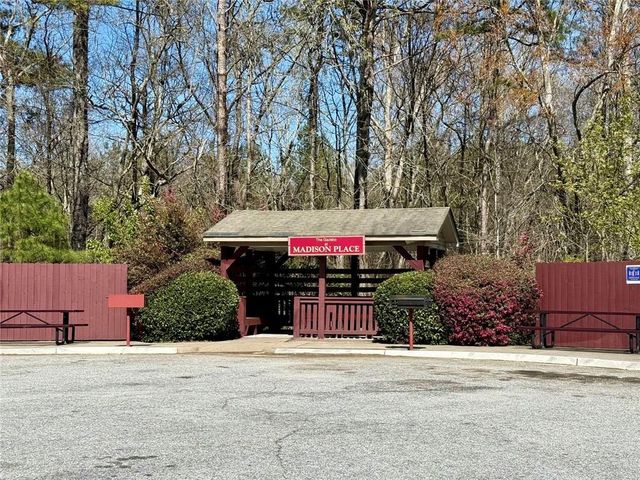 2154 Olmadison View, Atlanta, GA 30349