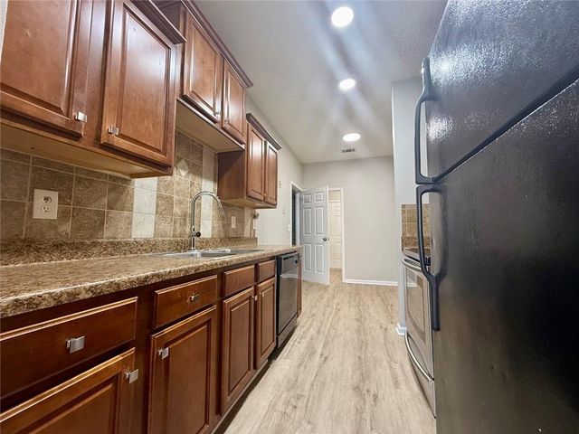 2154 Olmadison View, Atlanta, GA 30349