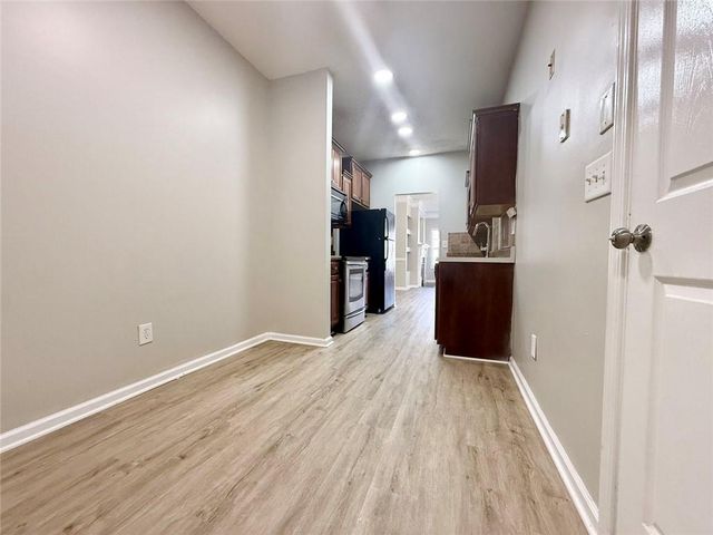 2154 Olmadison View, Atlanta, GA 30349