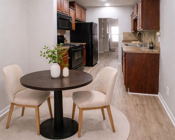 2154 Olmadison View, Atlanta, GA 30349