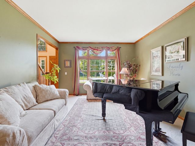 1731 Princess Circle, Naperville, IL 60564
