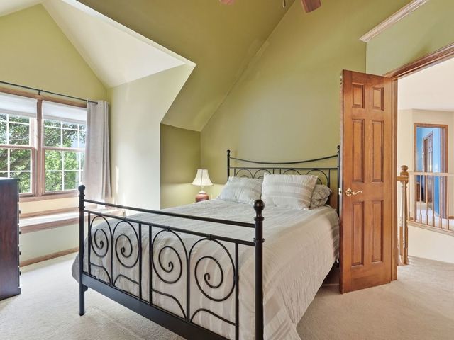 1731 Princess Circle, Naperville, IL 60564