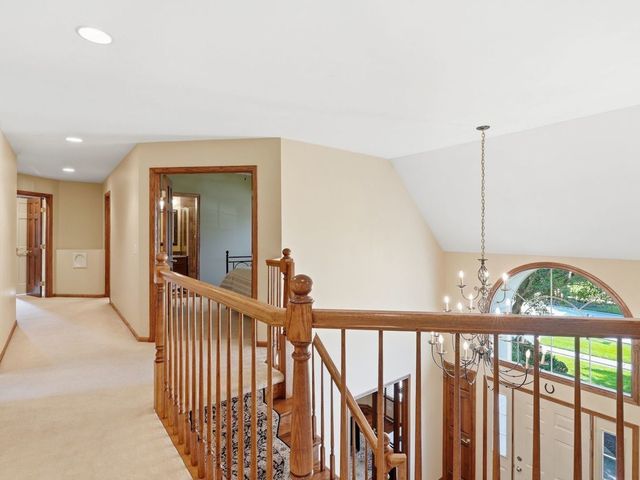 1731 Princess Circle, Naperville, IL 60564