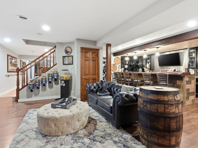 1731 Princess Circle, Naperville, IL 60564