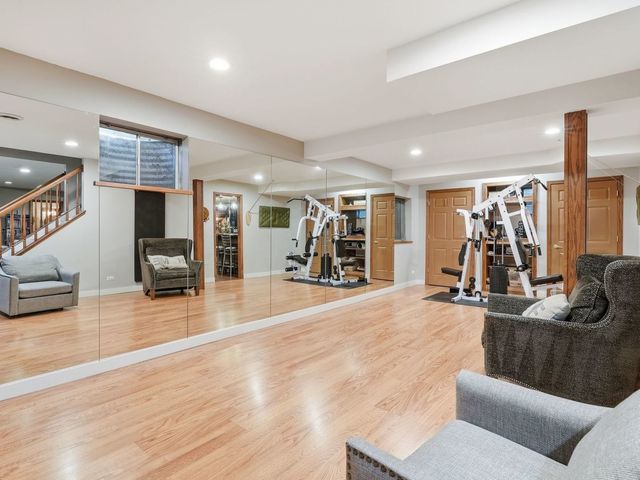 1731 Princess Circle, Naperville, IL 60564