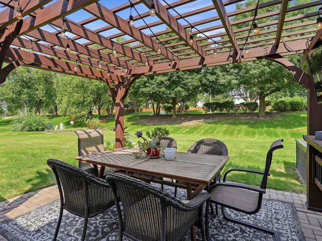 1731 Princess Circle, Naperville, IL 60564
