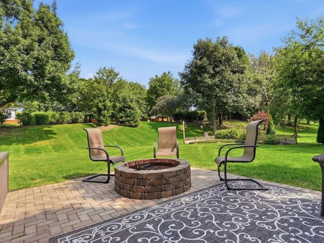 1731 Princess Circle, Naperville, IL 60564