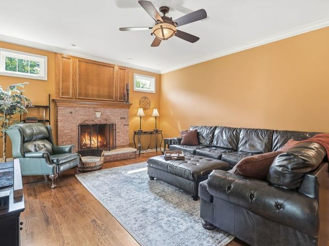 1731 Princess Circle, Naperville, IL 60564