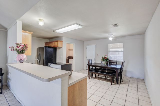 5118 Wesley Chapel Lane, Dallas, TX 75236