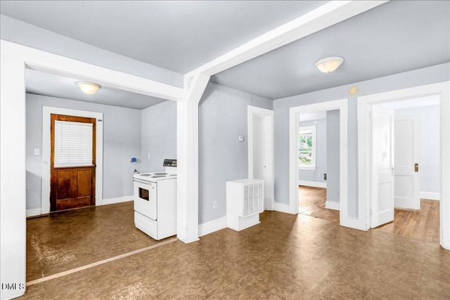 132 W Vernon Avenue, Wake Forest, NC 27587