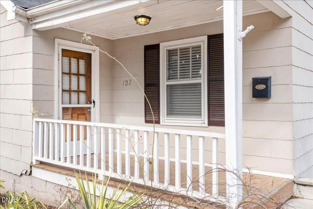 132 W Vernon Avenue, Wake Forest, NC 27587