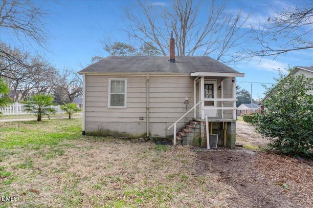 132 W Vernon Avenue, Wake Forest, NC 27587