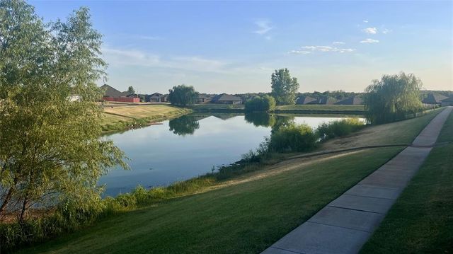 2310 Arcady Avenue, Norman, OK 73026