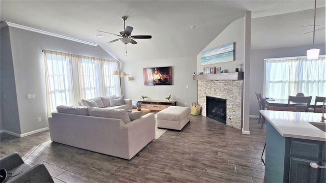 2310 Arcady Avenue, Norman, OK 73026