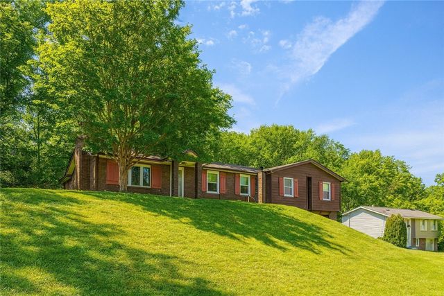 143 Northview Cir, Brighton Twp, PA 15009