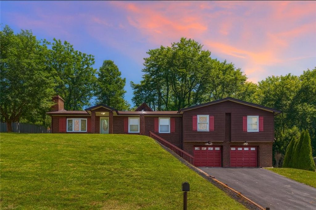 143 Northview Cir, Brighton Twp, PA 15009