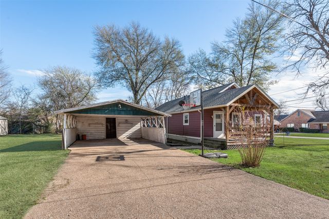 106 W 2nd North Street, Kaufman, TX 75142