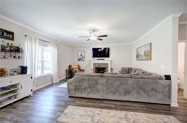 589 Belmont Lane, Dallas, GA 30132