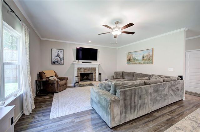 589 Belmont Lane, Dallas, GA 30132