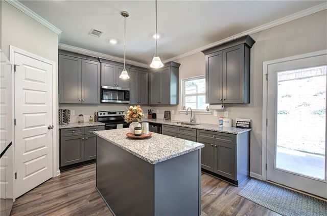 589 Belmont Lane, Dallas, GA 30132