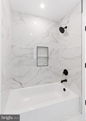 4006 70TH AVE, Hyattsville, MD 20784