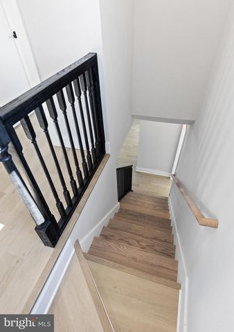 4006 70TH AVE, Hyattsville, MD 20784