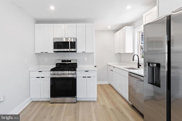 4006 70TH AVE, Hyattsville, MD 20784