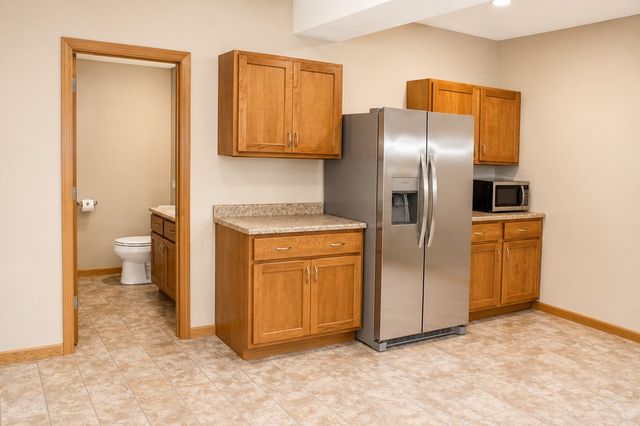 3137 Brookfield Drive, Marion, IA 52302